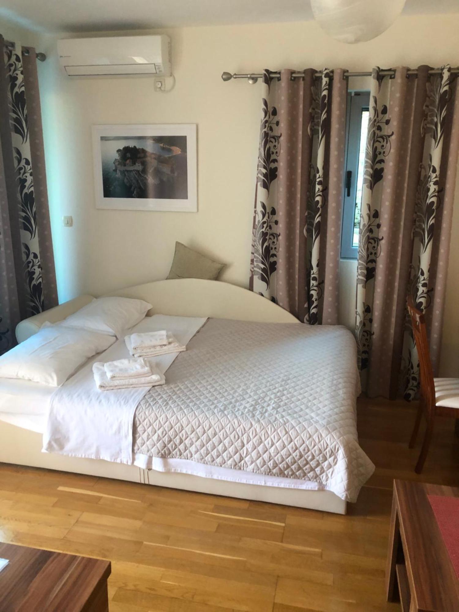 Apartments Rafailovic Ljubo Rafajlovići Dış mekan fotoğraf